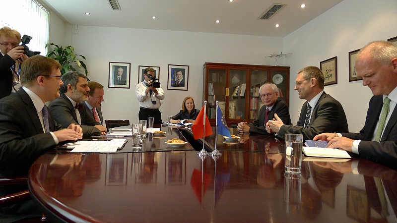 Meeting with European Council President Mr. Herman Van Rompuy and EU Ambassador to China H.E. Ederer